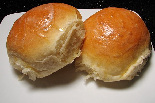 Dinner rolls